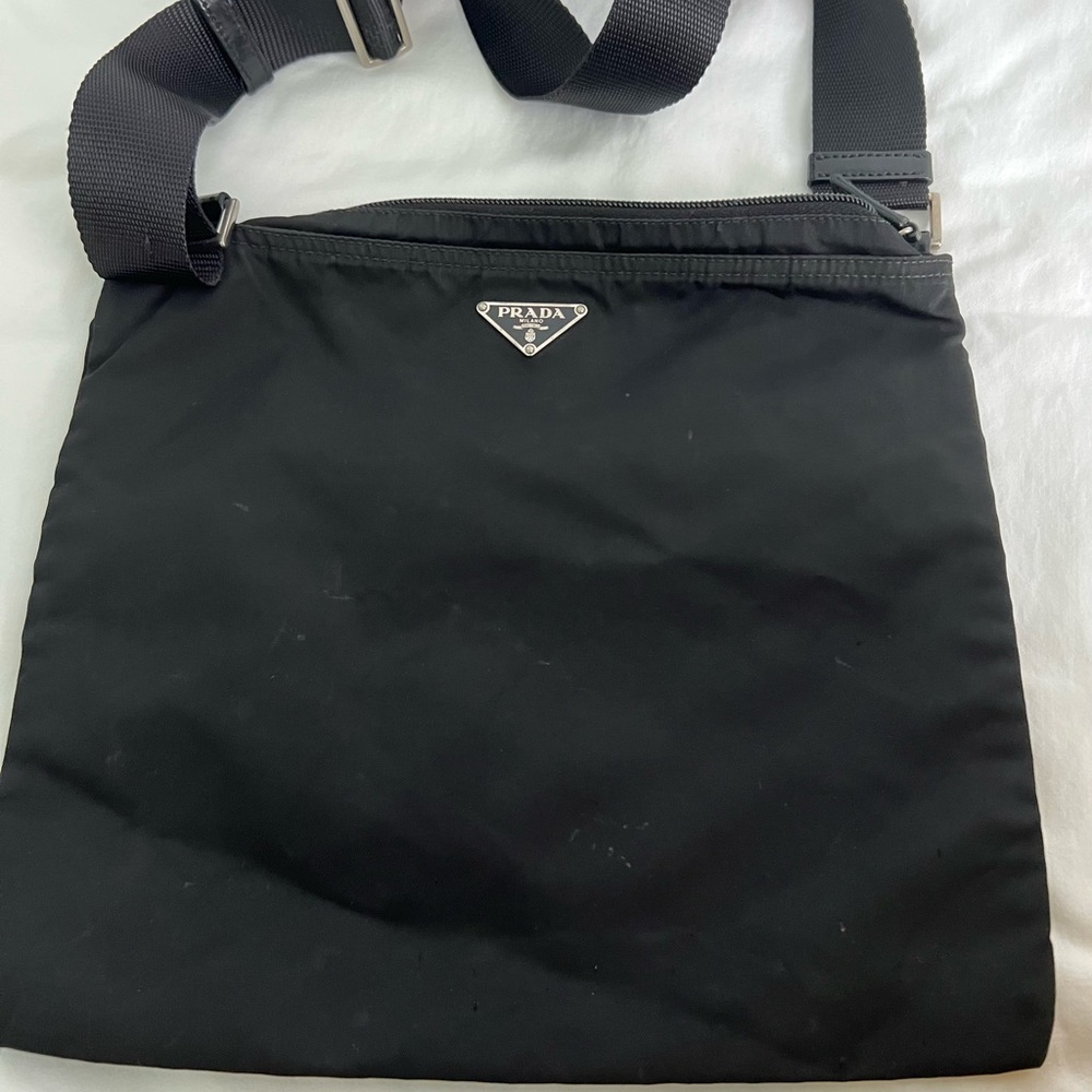 AUTHENTIC PRADA Messenger Small Tessuto 98pr46 Black Nylon Cross Body Bag